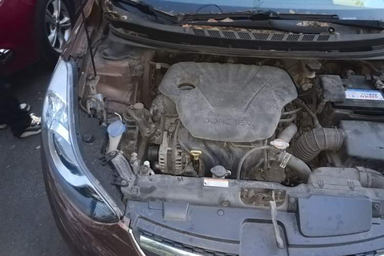 Used Hyundai Elantra (5th Generation / Langdong) 2015 1.6L Automatic Leading Model Engine Bay Right