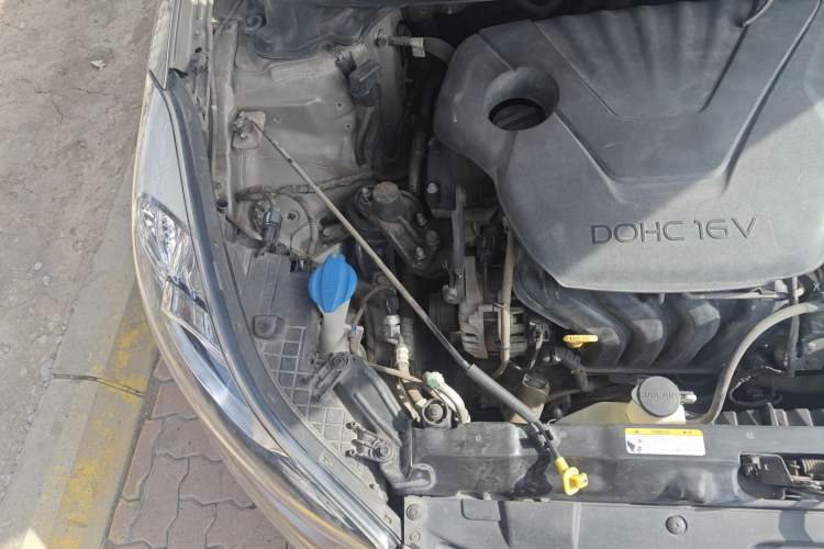 Used Hyundai Elantra (5th Generation / Langdong) 2015 1.6L Automatic Leading Model Engine Bay Right