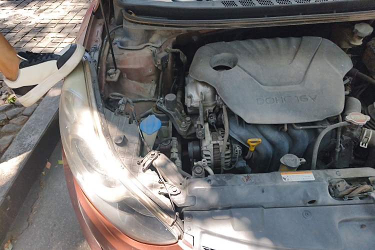 Used Hyundai Elantra (5th Generation / Langdong) 2015 1.6L Automatic Leading Model Engine Bay Right