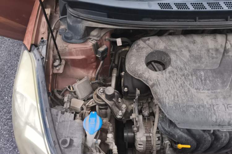 Used Hyundai Elantra (5th Generation / Langdong) 2015 1.6L Automatic Fashion Model Engine Bay Right