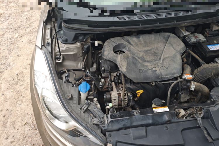 Used Hyundai Elantra (5th Generation / Langdong) 2015 1.6L Automatic Luxury Model Engine Bay Right