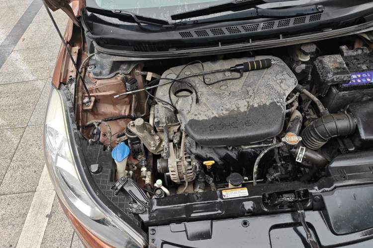 Used Hyundai Elantra (5th Generation / Langdong) 2015 1.6L Automatic Leading Model Engine Bay Right