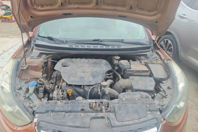 Used Hyundai Elantra (5th Generation / Langdong) 2015 1.6L Automatic Leading Model Engine Bay