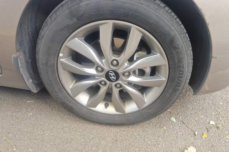 Used Hyundai Elantra (5th Generation / Langdong) 2015 1.6L Manual Leading Model Exterior 7
