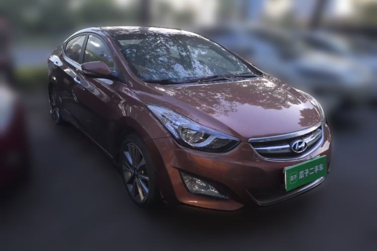 Used Hyundai Elantra (5th Generation / Langdong) 2015 1.6L Automatic Leading Model Front Right 45 Deg