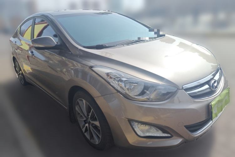 Used Hyundai Elantra (5th Generation / Langdong) 2015 1.6L Automatic Leading Model Front Right 45 Deg