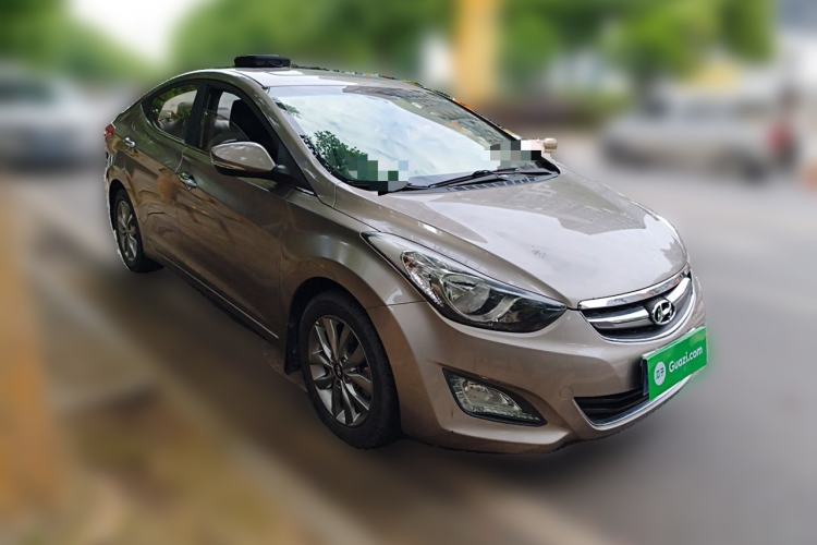 Used Hyundai Elantra (5th Generation / Langdong) 2015 1.6L Manual Leading Model Front Right 45 Deg