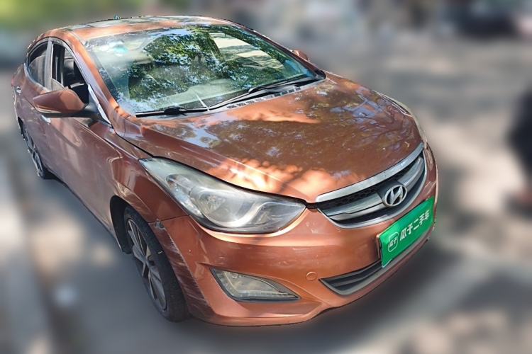 Used Hyundai Elantra (5th Generation / Langdong) 2015 1.6L Automatic Leading Model Front Right 45 Deg