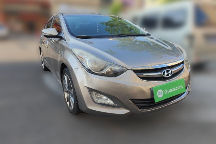 Used Hyundai Elantra (5th Generation / Langdong) 2015 1.6L Automatic Leading Model Front Right 45 Deg