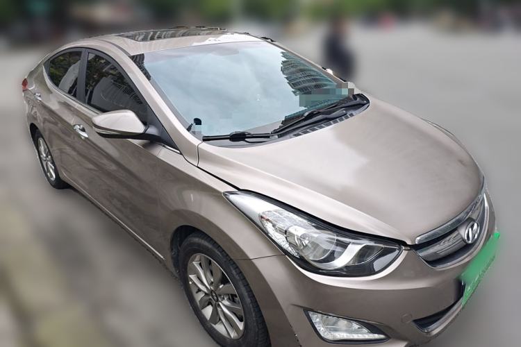 Used Hyundai Elantra (5th Generation / Langdong) 2015 1.6L Manual Leading Model Front Right 45 Deg