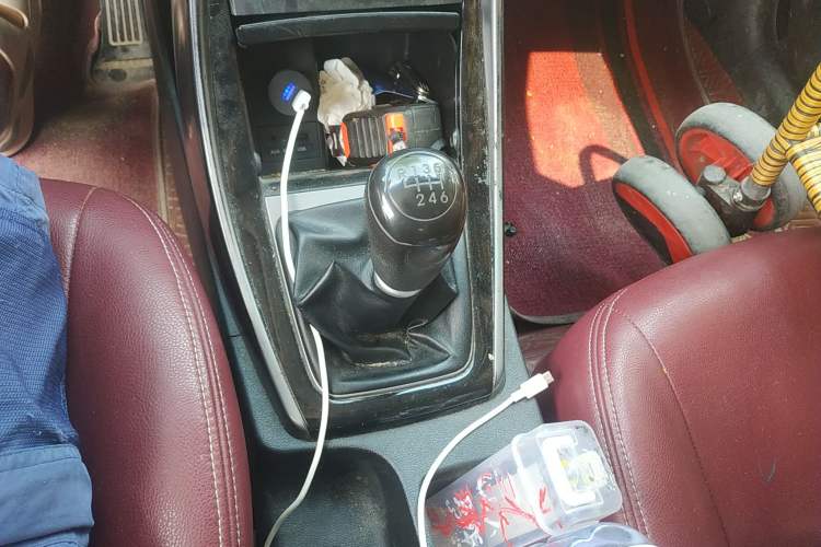 Used Hyundai Elantra (5th Generation / Langdong) 2015 1.6L Manual Leading Model Gear Lever