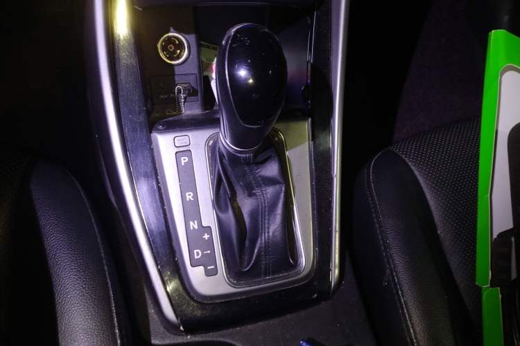 Used Hyundai Elantra (5th Generation / Langdong) 2015 1.6L Automatic Luxury Model Gear Lever