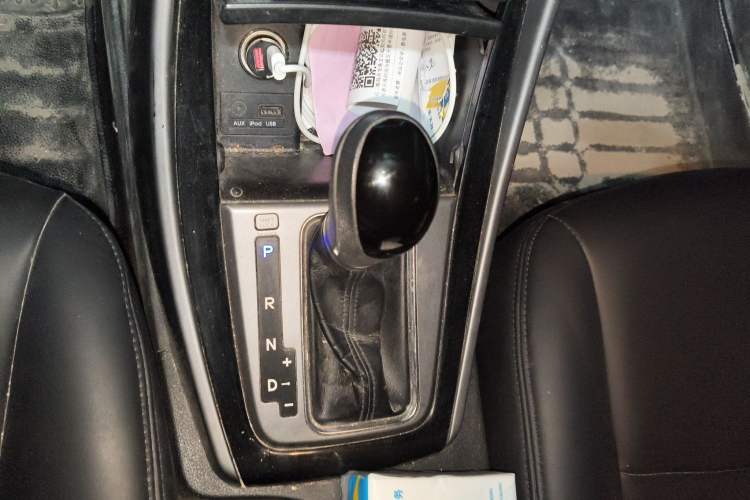 Used Hyundai Elantra (5th Generation / Langdong) 2015 1.6L Automatic Leading Model Gear Lever