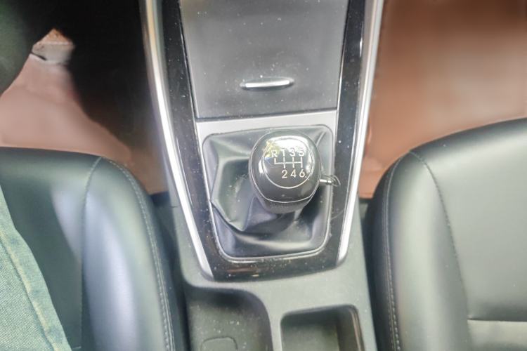 Used Hyundai Elantra (5th Generation / Langdong) 2015 1.6L Manual Leading Model Gear Lever