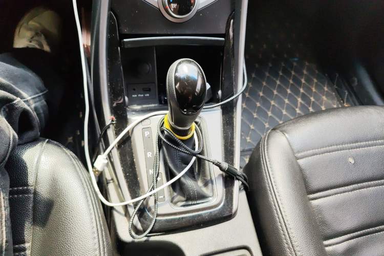 Used Hyundai Elantra (5th Generation / Langdong) 2015 1.6L Automatic Leading Model Gear Lever