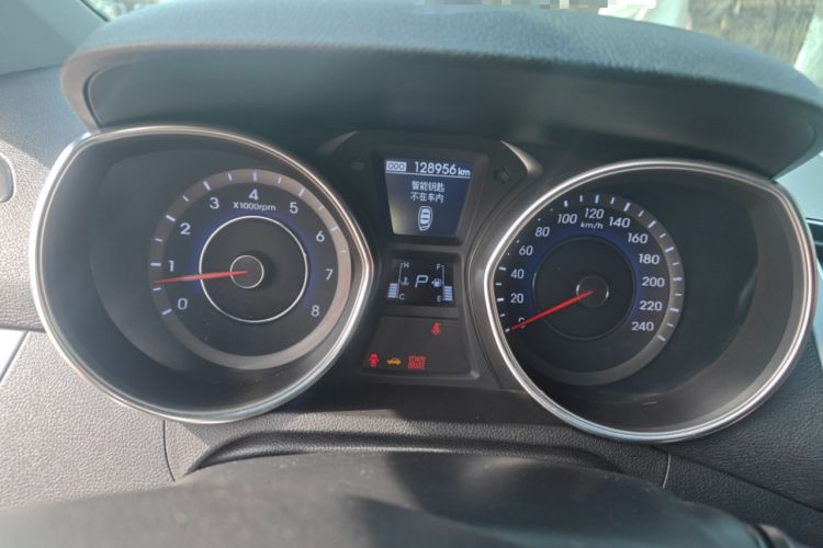 Used Hyundai Elantra (5th Generation / Langdong) 2015 1.6L Automatic Leading Model Instrument Cluster