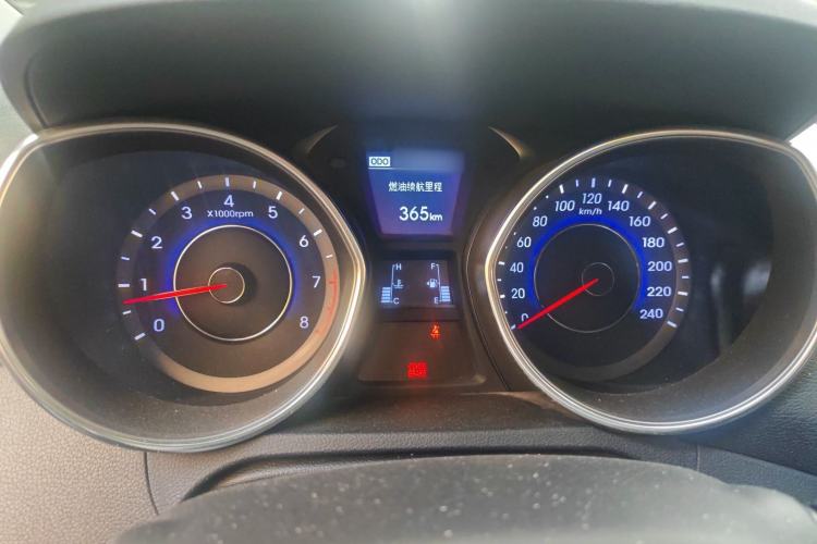 Used Hyundai Elantra (5th Generation / Langdong) 2015 1.6L Manual Leading Model Instrument Cluster