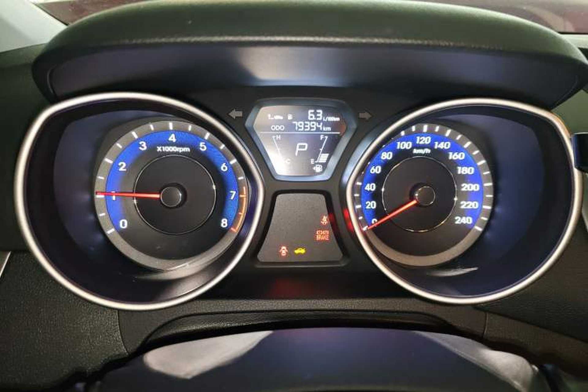 Used Hyundai Elantra (5th Generation / Langdong) 2015 1.6L Automatic Fashion Model Instrument Cluster