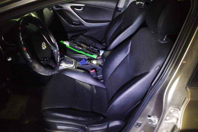 Used Hyundai Elantra (5th Generation / Langdong) 2015 1.6L Automatic Luxury Model Left Front Seat