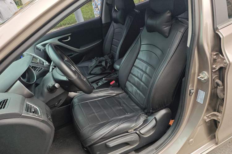Used Hyundai Elantra (5th Generation / Langdong) 2015 1.6L Manual Leading Model Left Front Seat