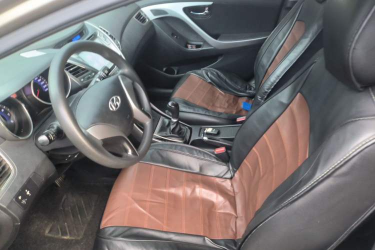Used Hyundai Elantra (5th Generation / Langdong) 2015 1.6L Manual Leading Model Left Front Seat