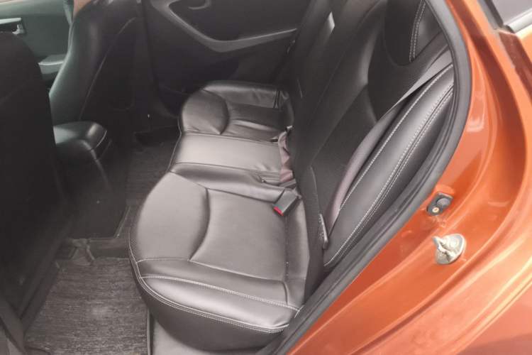 Used Hyundai Elantra (5th Generation / Langdong) 2015 1.6L Automatic Fashion Model Left Rear Seat