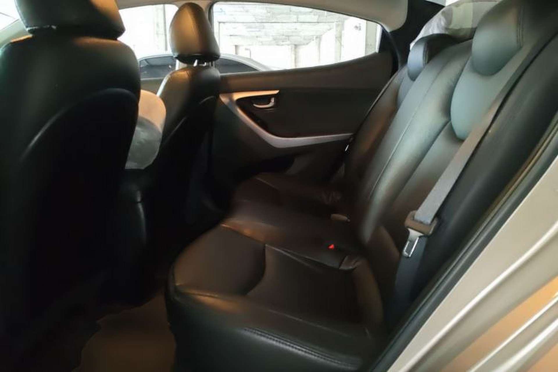 Used Hyundai Elantra (5th Generation / Langdong) 2015 1.6L Automatic Fashion Model Left Rear Seat
