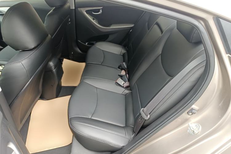 Used Hyundai Elantra (5th Generation / Langdong) 2015 1.6L Automatic Leading Model Left Rear Seat