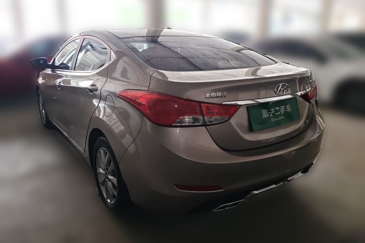 Used Hyundai Elantra (5th Generation / Langdong) 2015 1.6L Automatic Fashion Model Rear Left 45 Deg