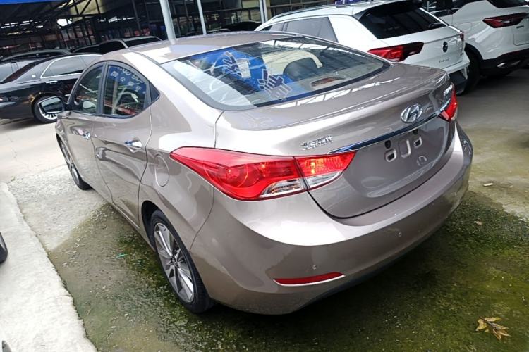 Used Hyundai Elantra (5th Generation / Langdong) 2015 1.6L Automatic Leading Model Rear Left 45 Deg