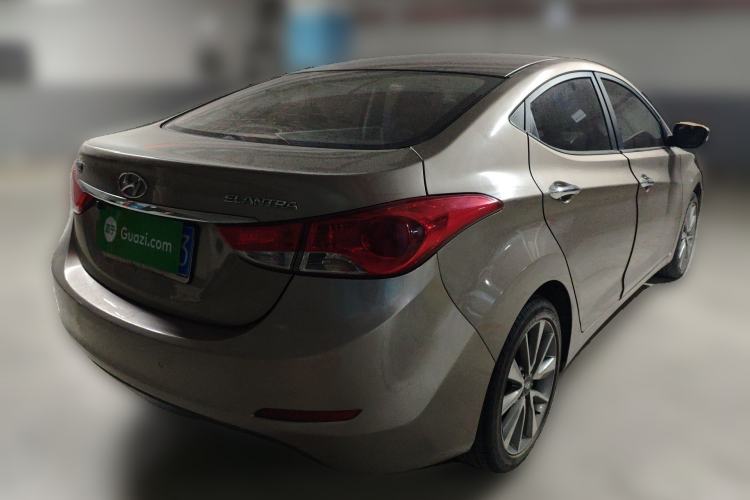 Used Hyundai Elantra (5th Generation / Langdong) 2015 1.6L Automatic Luxury Model Rear Right 45 Deg
