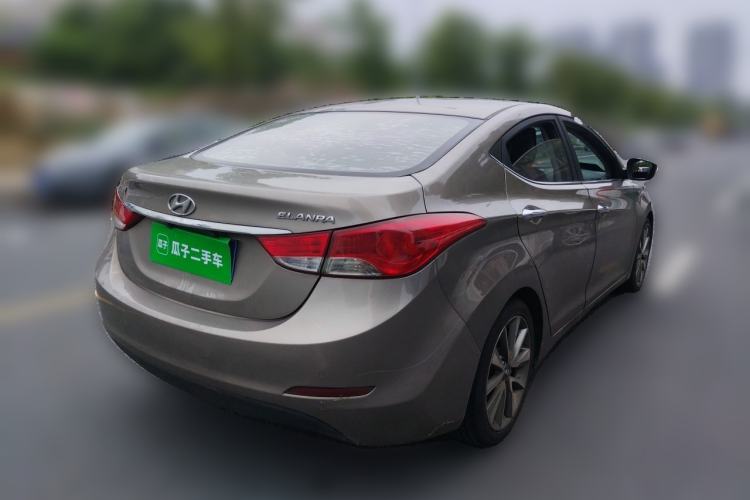 Used Hyundai Elantra (5th Generation / Langdong) 2015 1.6L Automatic Leading Model Rear Right 45 Deg