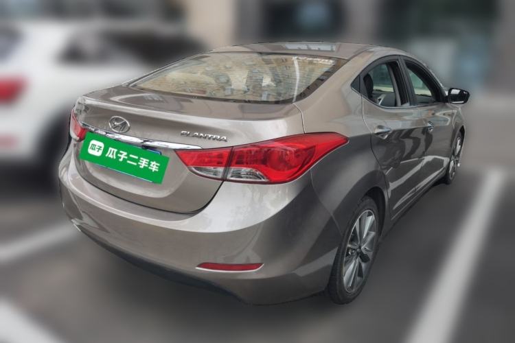 Used Hyundai Elantra (5th Generation / Langdong) 2015 1.6L Automatic Leading Model Rear Right 45 Deg