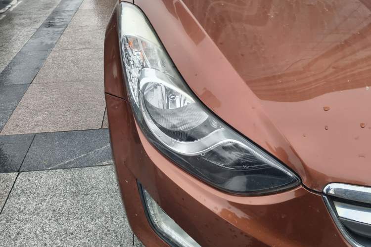 Used Hyundai Elantra (5th Generation / Langdong) 2015 1.6L Automatic Leading Model Right Front Headlight