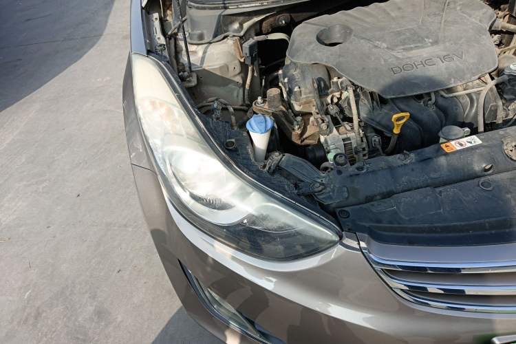 Used Hyundai Elantra (5th Generation / Langdong) 2015 1.6L Manual Fashion Edition Right Front Headlight