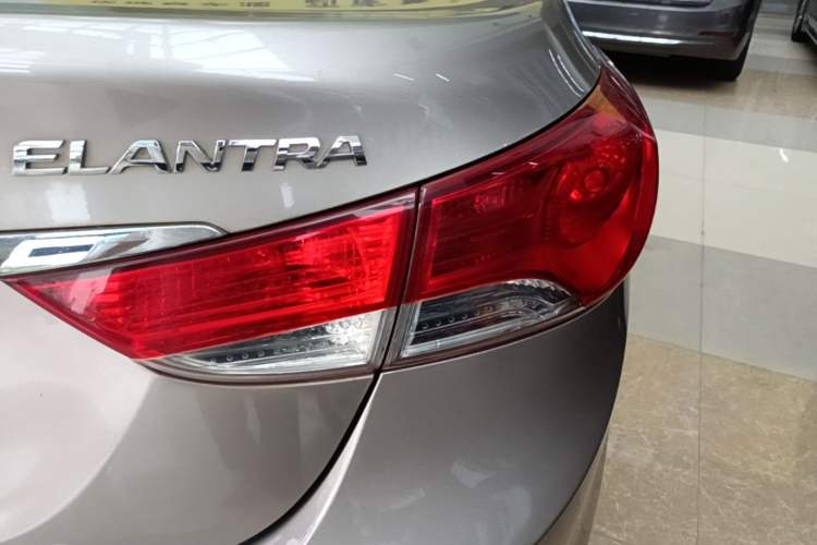 Used Hyundai Elantra (5th Generation / Langdong) 2015 1.6L Automatic Fashion Model Right Rear Taillight