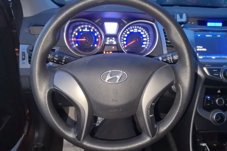 Used Hyundai Elantra (5th Generation / Langdong) 2015 1.6L Automatic Leading Model Steering Wheel