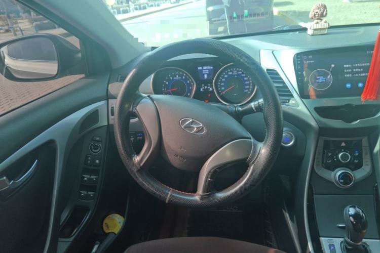 Used Hyundai Elantra (5th Generation / Langdong) 2015 1.6L Automatic Leading Model Steering Wheel