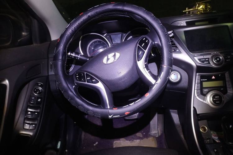 Used Hyundai Elantra (5th Generation / Langdong) 2015 1.6L Automatic Luxury Model Steering Wheel