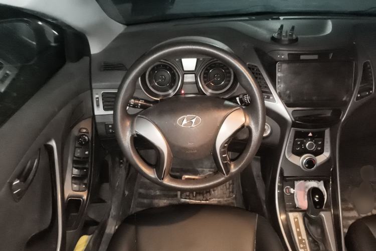 Used Hyundai Elantra (5th Generation / Langdong) 2015 1.6L Automatic Leading Model Steering Wheel