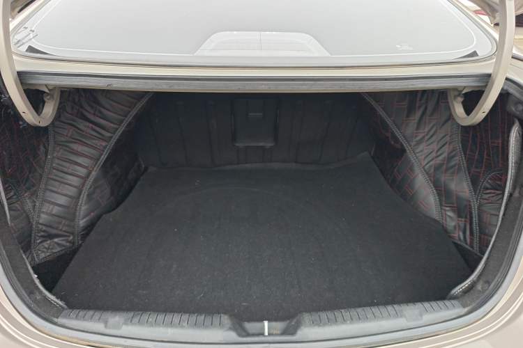 Used Hyundai Elantra (5th Generation / Langdong) 2015 1.6L Automatic Leading Model Trunk