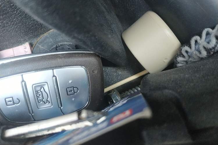 Used Hyundai Elantra (5th Generation / Langdong) 2015 1.6L Manual Leading Model Vehicle Key