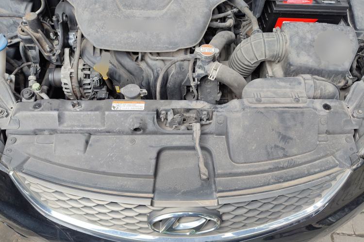 Used Hyundai Elantra (5th Generation / Langdong) 2016 1.6L Automatic Prestige Model Engine Bay