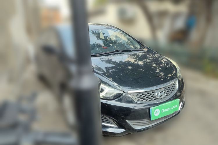 Used Hyundai Elantra (5th Generation / Langdong) 2016 1.6L Automatic Prestige Model Front Right 45 Deg