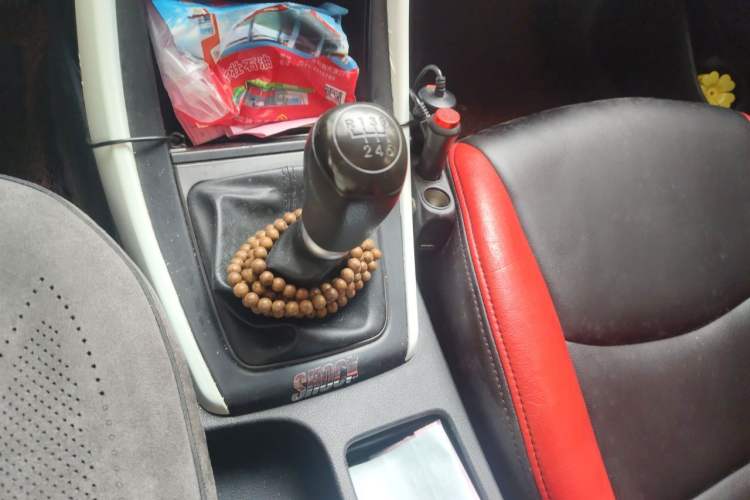 Used Hyundai Elantra (5th Generation / Langdong) 2016 1.6L Manual Fashion Edition Gear Lever