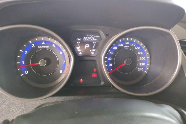 Used Hyundai Elantra (5th Generation / Langdong) 2016 1.6L Automatic Smart Version Instrument Cluster