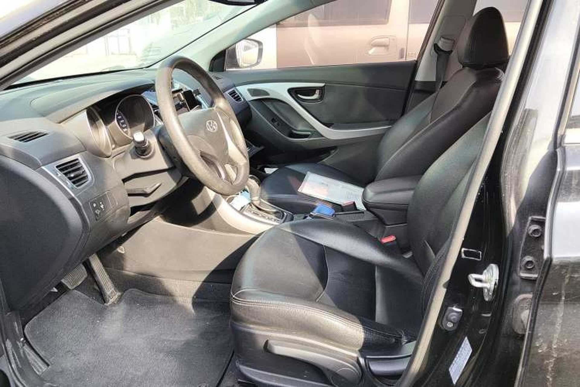 Used Hyundai Elantra (5th Generation / Langdong) 2016 1.6L Automatic Smart Version Left Front Seat