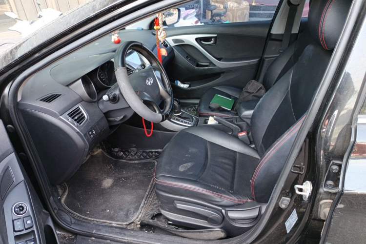 Used Hyundai Elantra (5th Generation / Langdong) 2016 1.6L Automatic Smart Version Left Front Seat