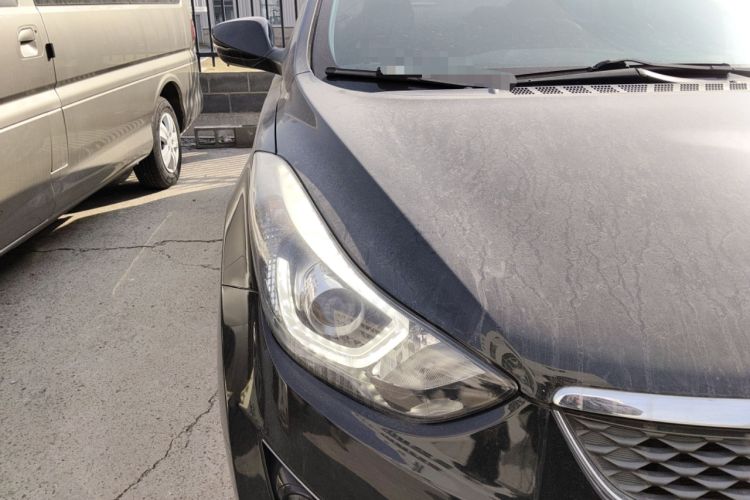 Used Hyundai Elantra (5th Generation / Langdong) 2016 1.6L Automatic Smart Version Right Front Headlight