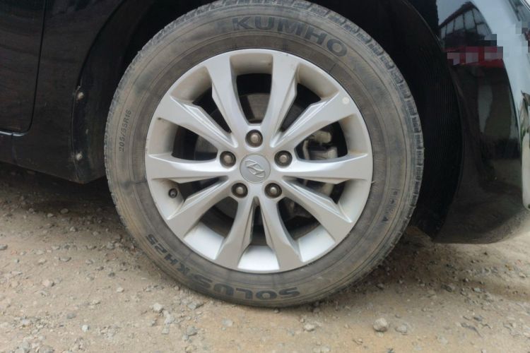 Used Hyundai Elantra (5th Generation / Langdong) 2016 1.6L Manual Fashion Edition Right Front Wheel Hub